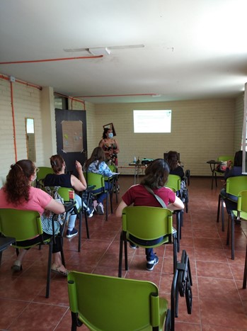 Actividad educativa para familias migrantes internacionales sobre Sistema de Salud en Chile